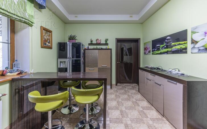 2-этажный коттедж 730 м² с отделкой