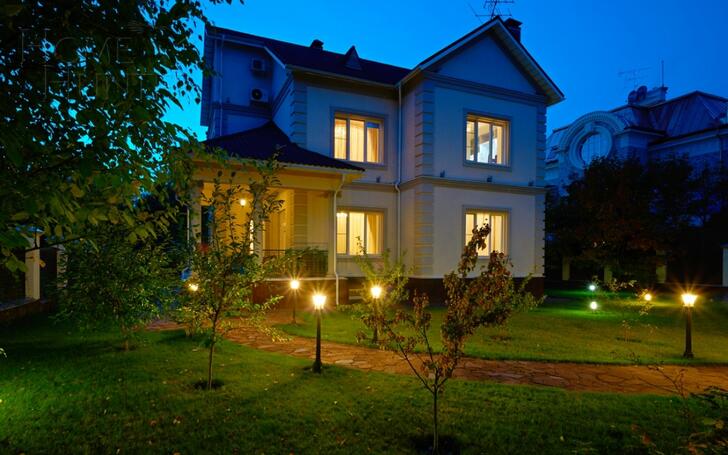 2-этажный коттедж 500 м² с отделкой