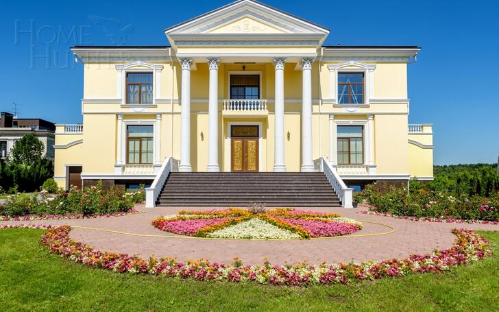 2-этажный коттедж 3 000 м² с отделкой