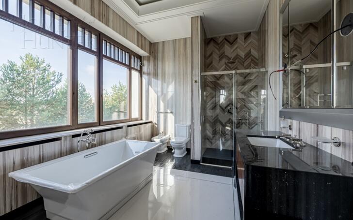 2-этажный коттедж 1 250 м² с отделкой
