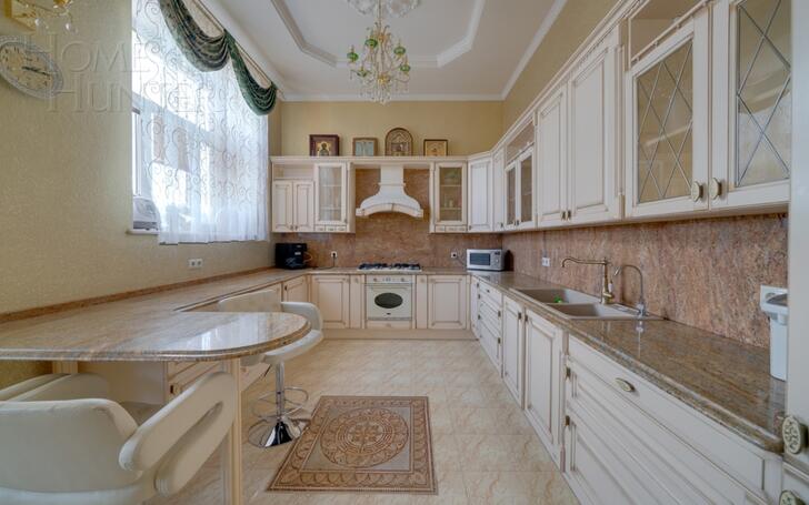2-этажный коттедж 818 м² с отделкой