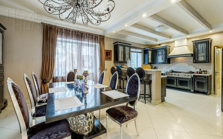 2-этажный коттедж 350 м² с отделкой