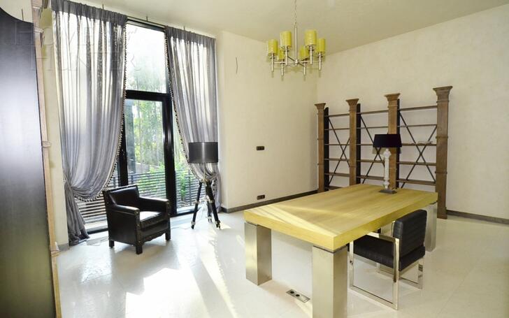 2-этажный коттедж 580 м² с отделкой