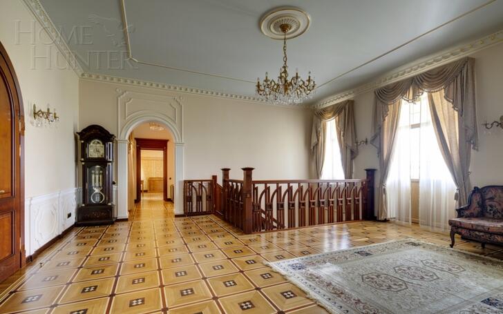 2-этажный коттедж 1 200 м² с отделкой