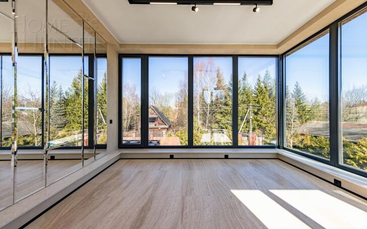2-этажный коттедж 320 м² с отделкой