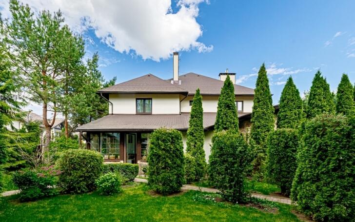2-этажный коттедж 450 м² с отделкой