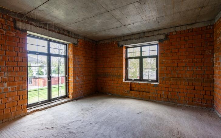 3-этажный коттедж 600 м² без отделки