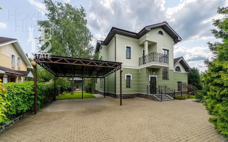 2-этажный коттедж 286.6 м² с отделкой