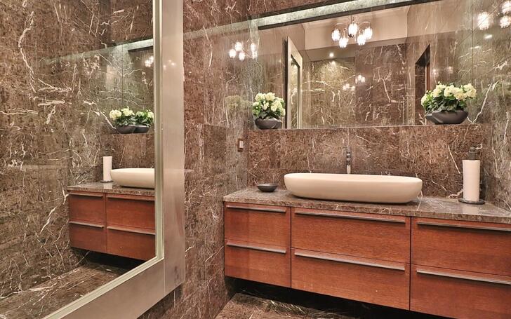 3-этажный коттедж 900 м² с отделкой