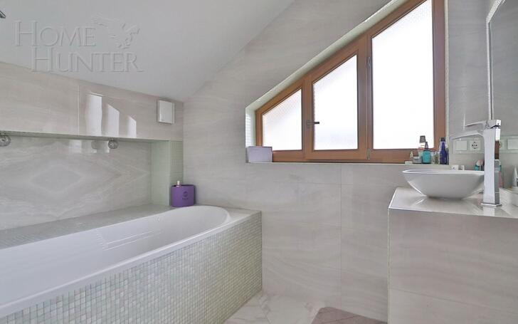 2-этажный коттедж 380 м² с отделкой