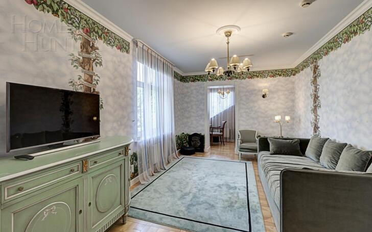2-этажный коттедж 782.7 м² с отделкой
