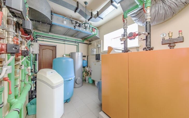 2-этажный коттедж 372 м² с отделкой