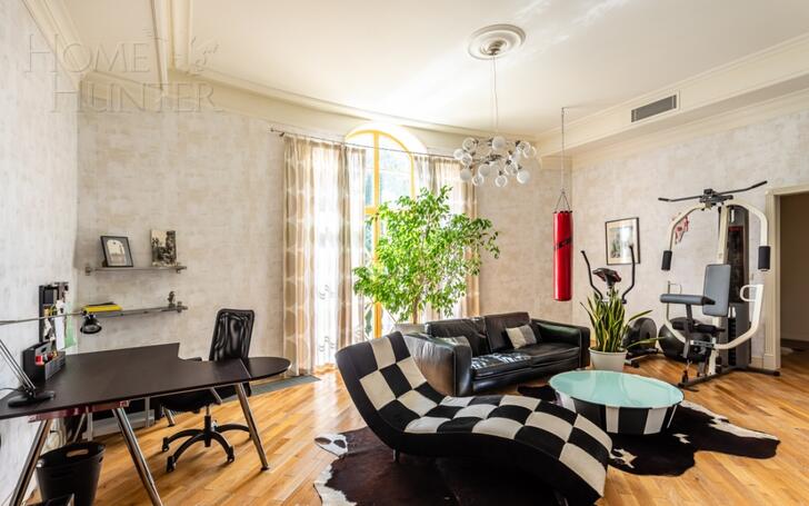 3-этажный коттедж 750 м² с отделкой