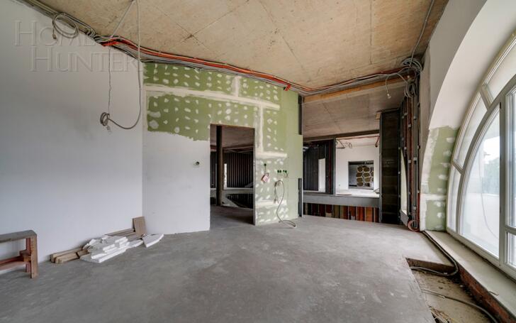 2-этажный коттедж 2 800 м² без отделки