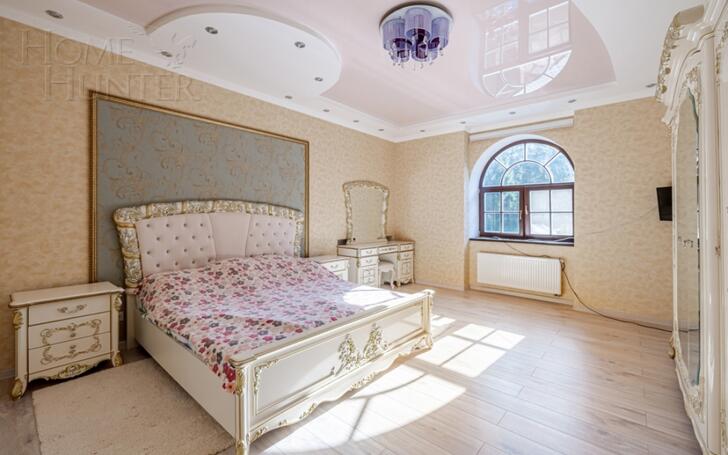 2-этажный коттедж 450 м² с отделкой