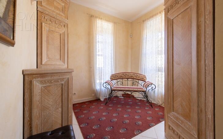 2-этажный коттедж 340 м² с отделкой