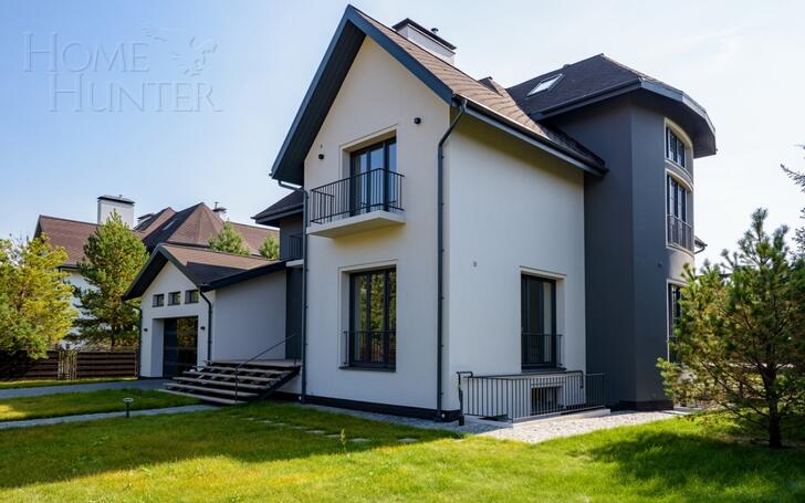 2-этажный коттедж 467 м² с отделкой
