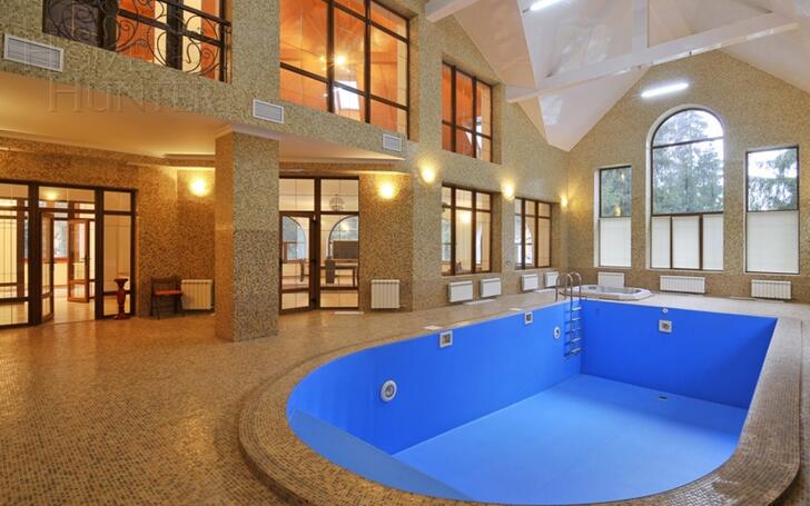 2-этажный коттедж 1 500 м² с отделкой