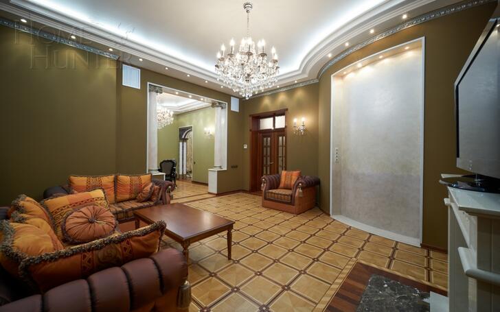 2-этажный коттедж 500 м² с отделкой