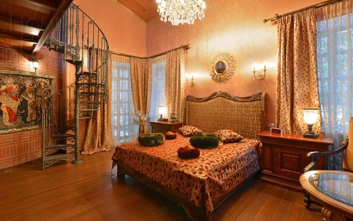 2-этажный коттедж 570 м² с отделкой
