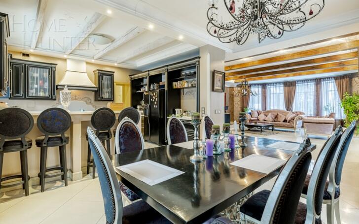 2-этажный коттедж 350 м² с отделкой