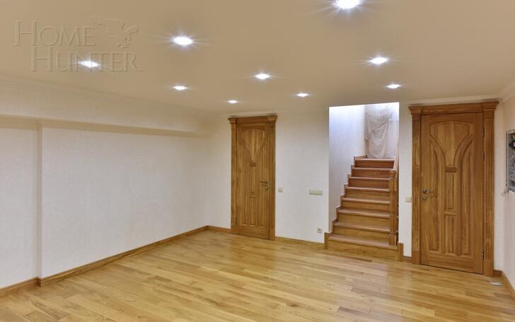 2-этажный таунхаус 350 м² с отделкой