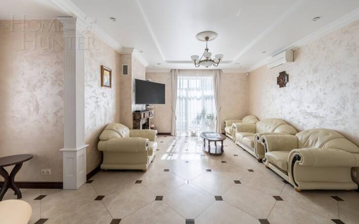 2-этажный коттедж 250 м² с отделкой