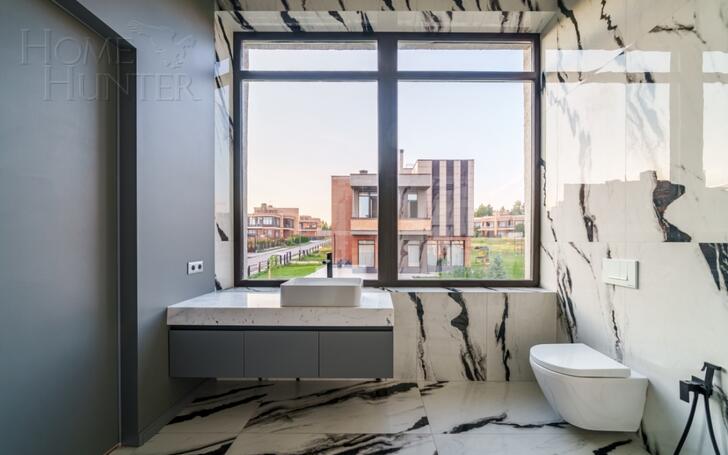 3-этажный коттедж 280 м² с отделкой