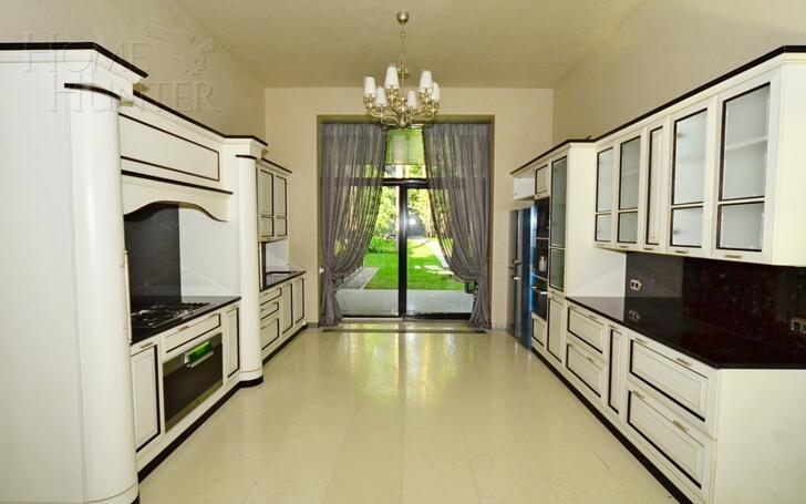 2-этажный коттедж 580 м² с отделкой