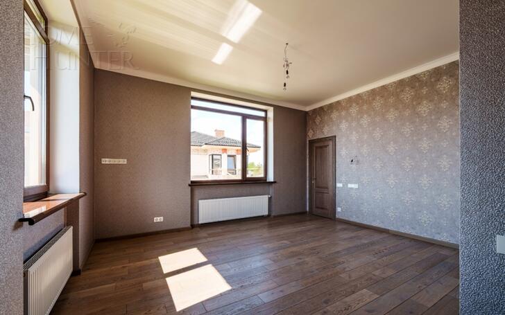 2-этажный коттедж 400 м² с отделкой
