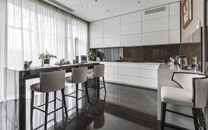 2-этажный коттедж 438 м² с отделкой