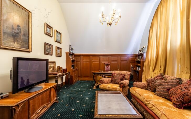 3-этажный коттедж 750 м² с отделкой
