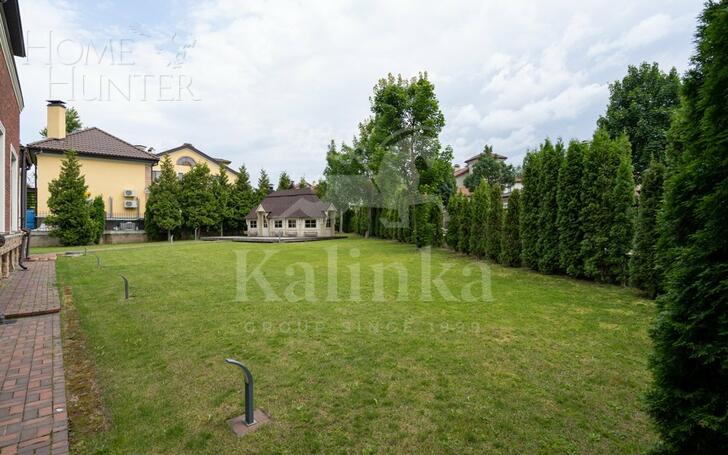 2-этажный коттедж 593 м² с отделкой