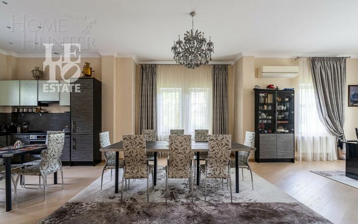 2-этажный коттедж 286.6 м² с отделкой