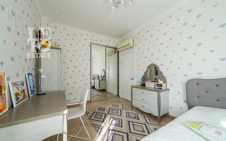 2-этажный коттедж 286.6 м² с отделкой