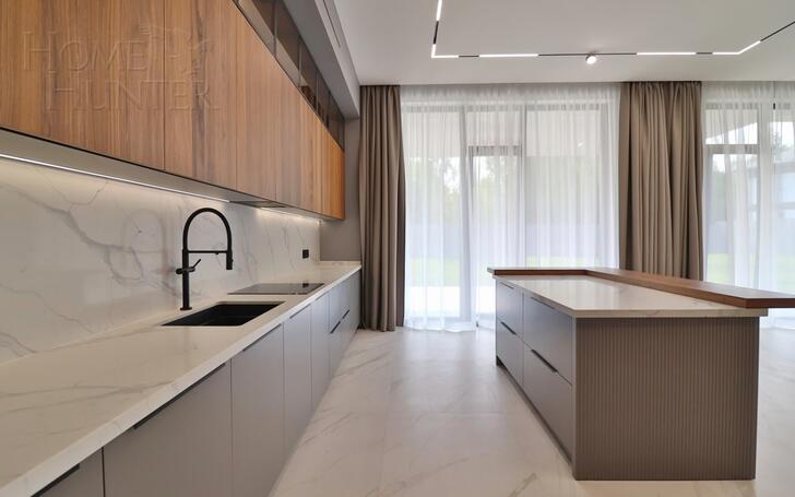 2-этажный коттедж 604 м² с отделкой