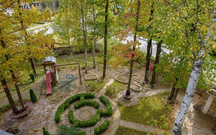 2-этажный коттедж 1 100 м² с отделкой
