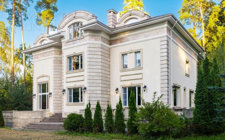 2-этажный коттедж 800 м² с отделкой