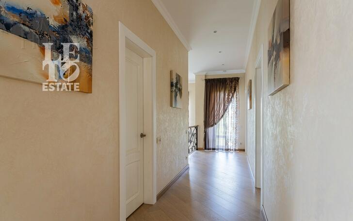 2-этажный коттедж 286.6 м² с отделкой