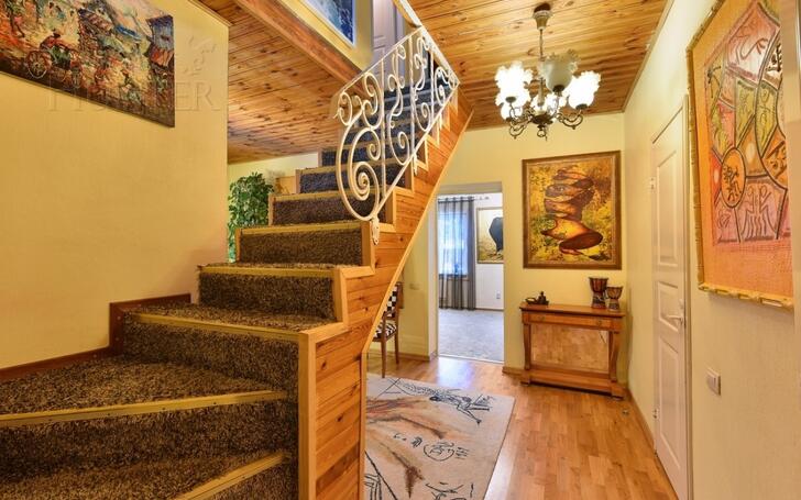 2-этажный коттедж 490 м² с отделкой