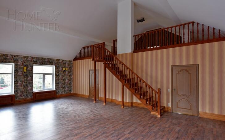 2-этажный коттедж 1 300 м² с отделкой