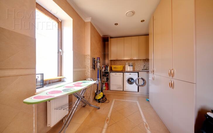 2-этажный коттедж 450 м² с отделкой