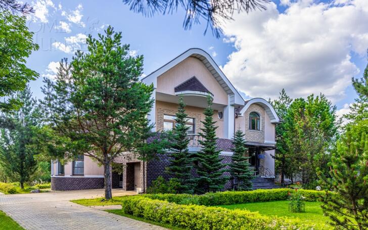 2-этажный коттедж 730 м² с отделкой