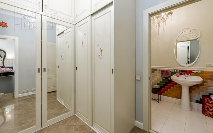 3-этажный таунхаус 230 м² с отделкой