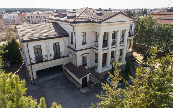 2-этажный коттедж 535 м² с отделкой