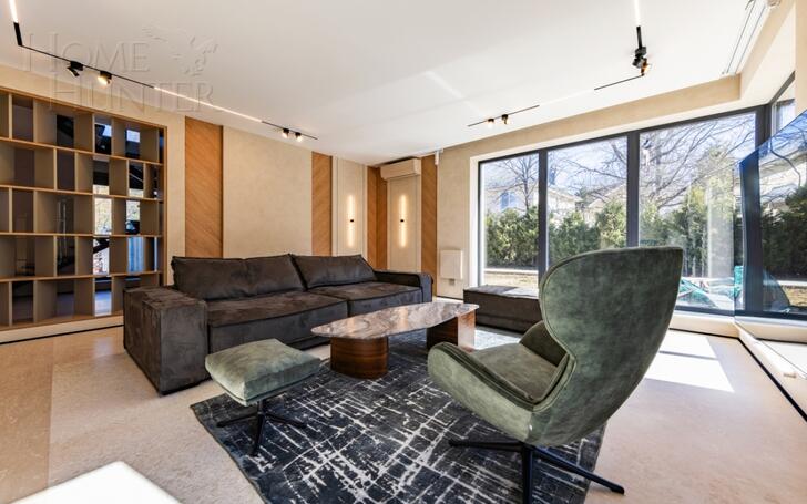 2-этажный коттедж 320 м² с отделкой