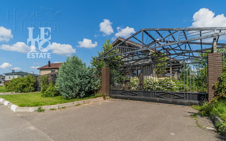 2-этажный коттедж 229.5 м² с отделкой