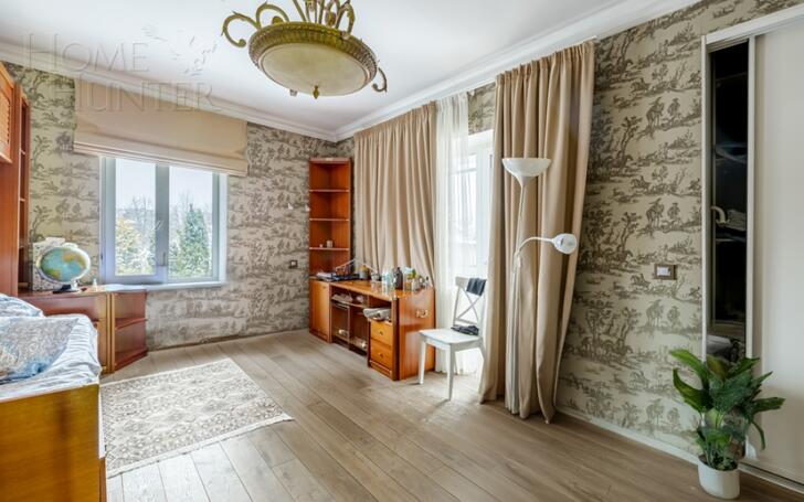 2-этажный коттедж 350 м² с отделкой