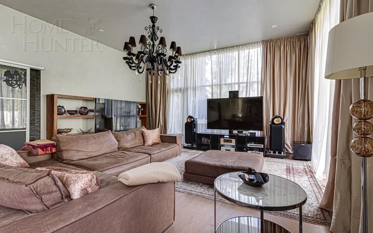 2-этажный коттедж 850 м² с отделкой