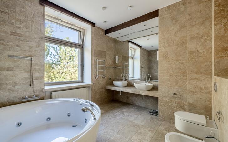 2-этажный коттедж 1 375 м² с отделкой